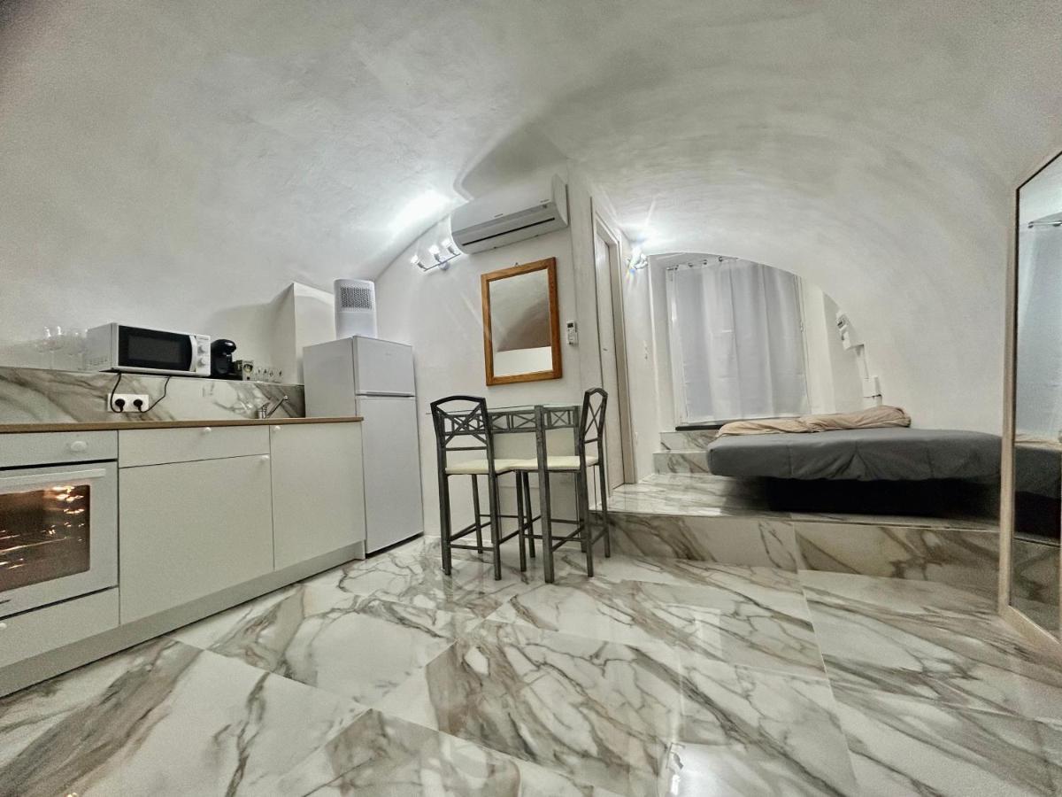 Cave House Apartment Menton Exterior photo